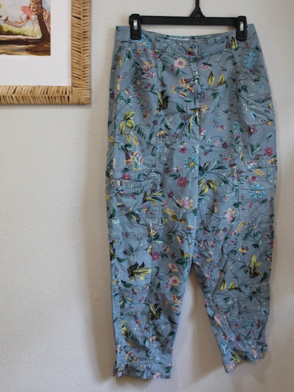 Anthropologie cropped floral pants - 8